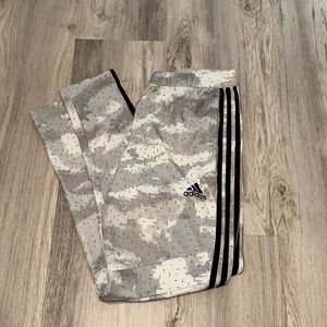 Men’s Adidas Sweats!